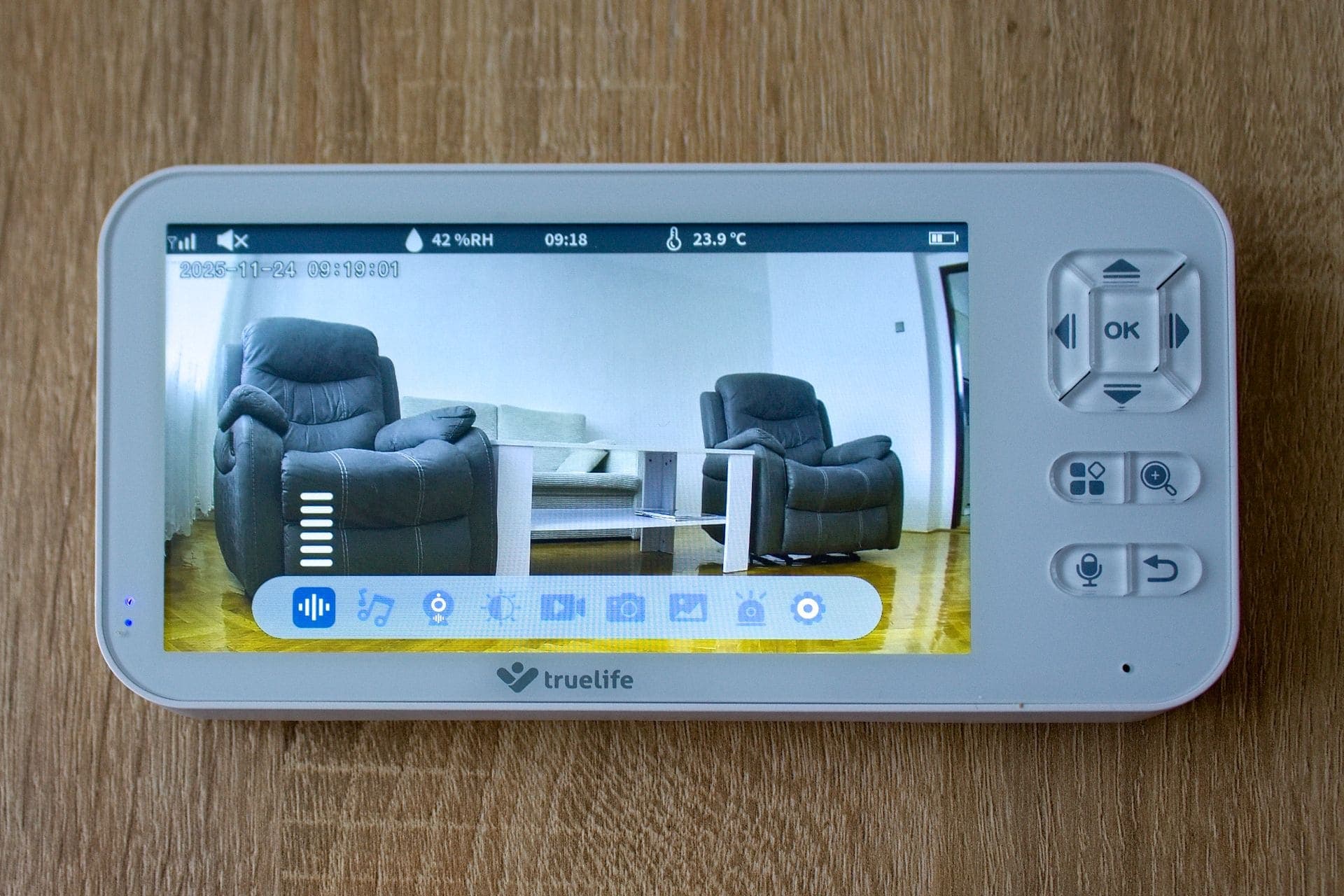 funkce TrueLife NannyCam R6 Dual Smart, recenze Testado