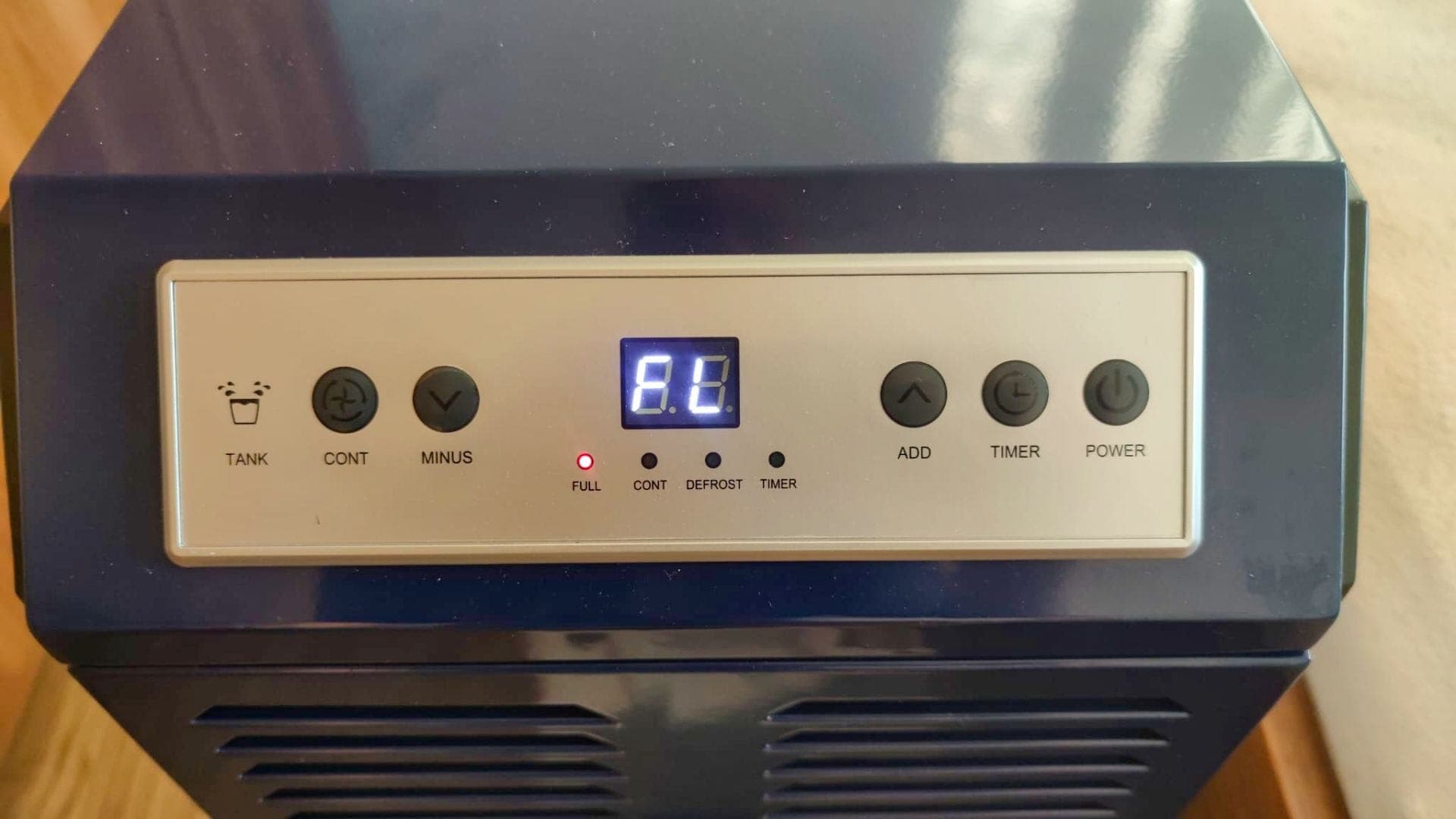 odvlhčovač vzduchu AERUIM DH70E Professional, recenze Testado