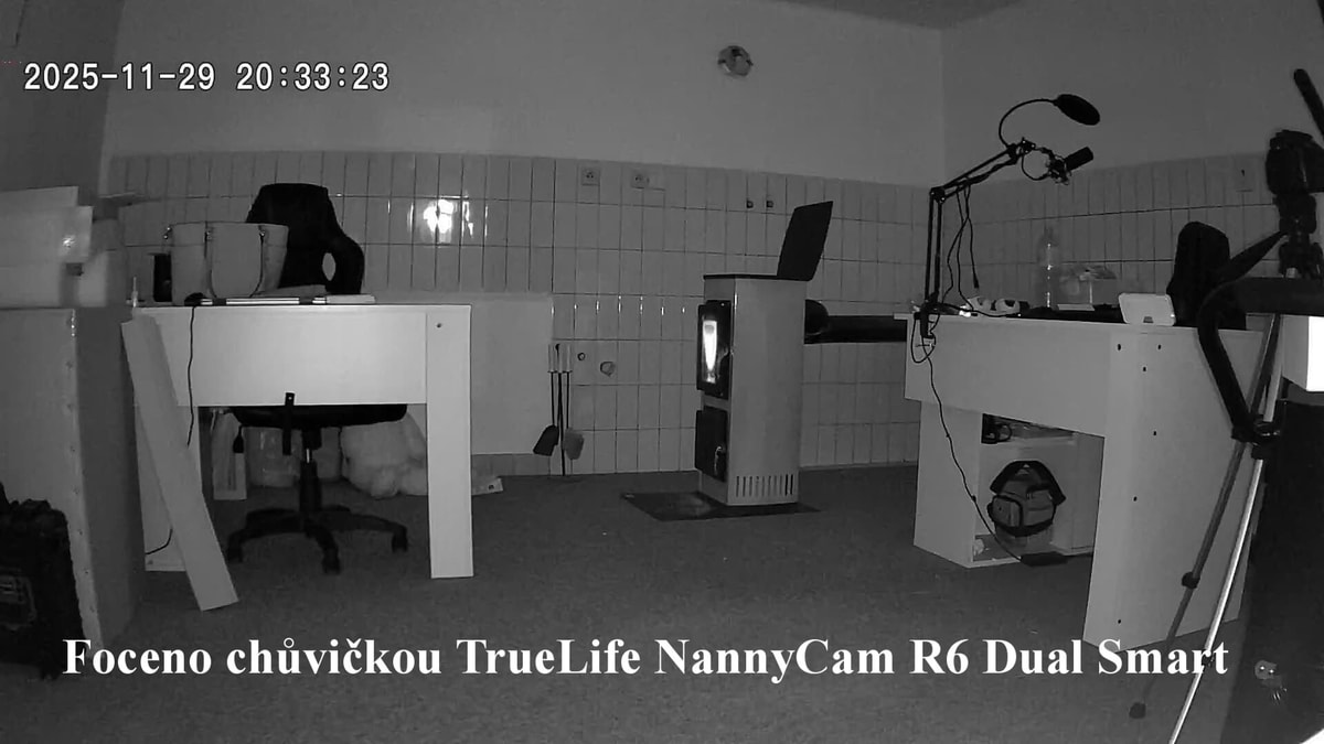 noční vidění TrueLife NannyCam R6 Dual Smart, recenze Testado