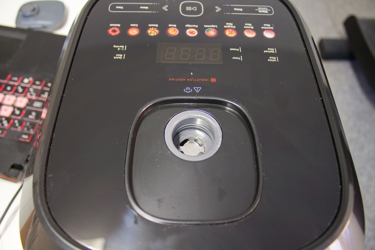 údržba rýžovaru SENCOR SRM 3900 BK, recenze Testado, ventil páry