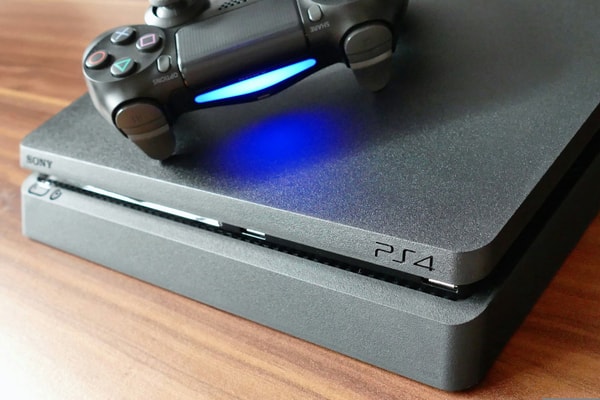 Hry na PS5 a PS4
