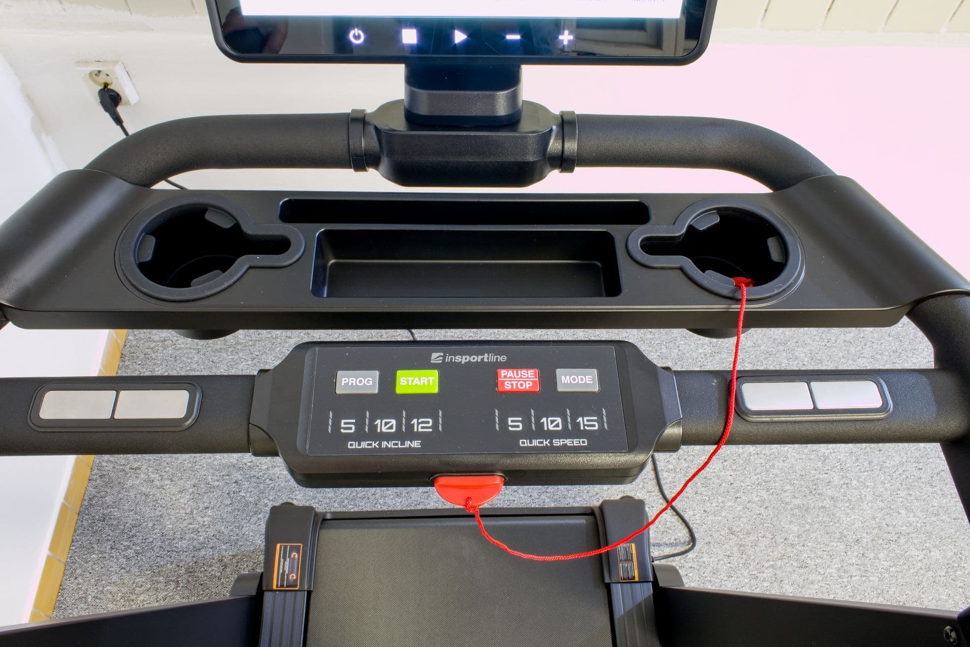 držák nápojů a tabletu inSPORTline ZenRun 120, recenze Testado