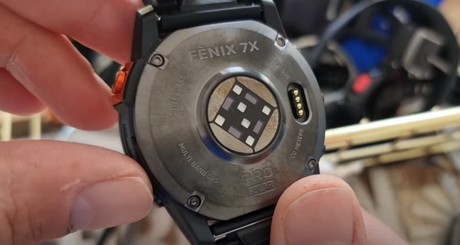 Garmin Fenix 7X Pro - design a zpracování