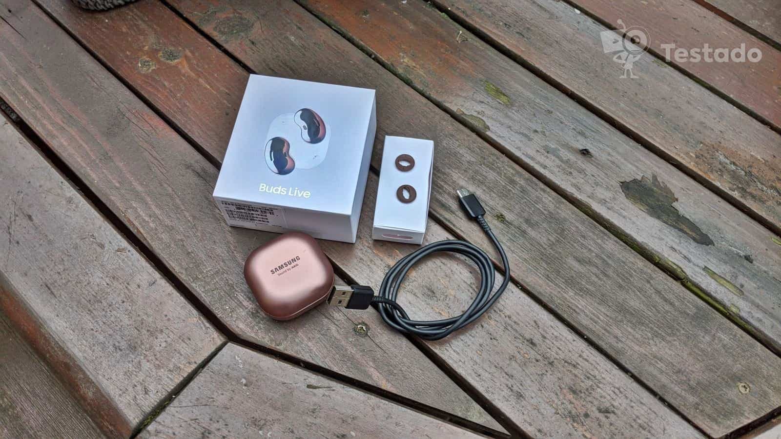 Recenze bezdrátových sluchátek Samsung Galaxy Buds Live aplikace - balení