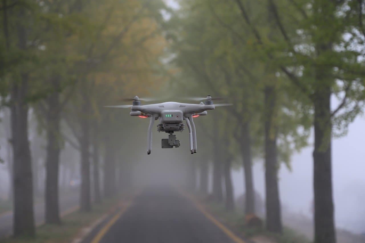 Co je dron