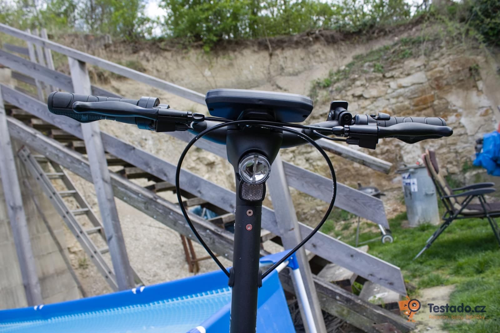 Světlomet elektrická kolběžka W-TEC Lambreto Max recenze testado