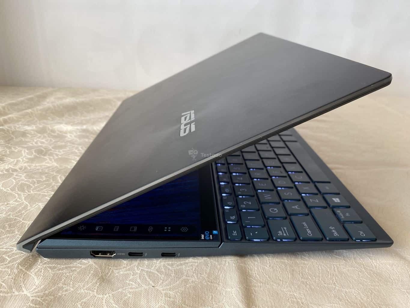 Recenze Asus ZenBook Duo 14 UX 482E - test displeje