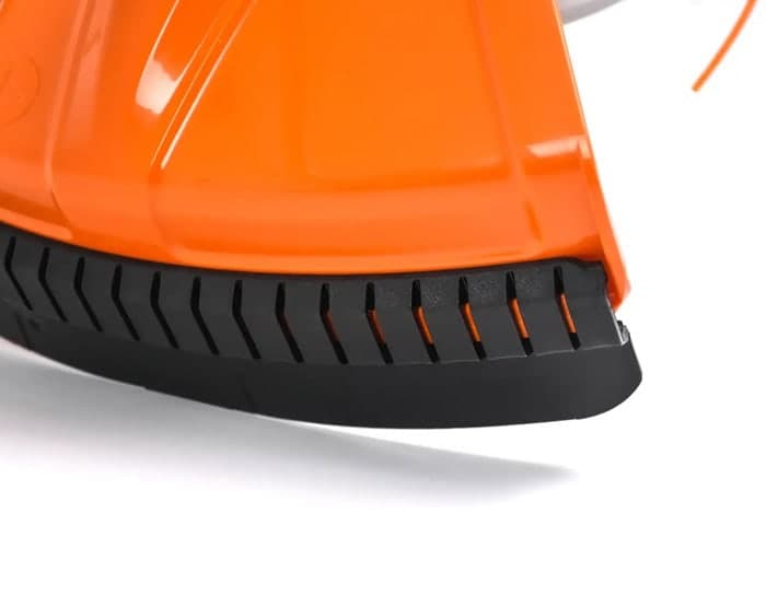 Recenze benzínového křovinořezu Stihl FS 120 - záběr a výbava