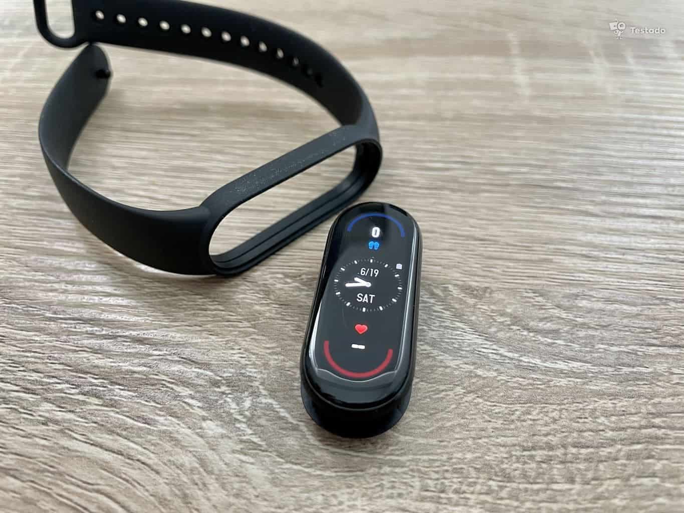 Recenze Xiaomi Mi Band 6