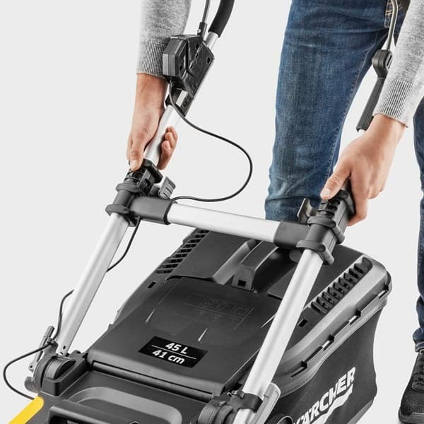 recenze Kärcher LMO 5-18 Dual Battery - ovládání