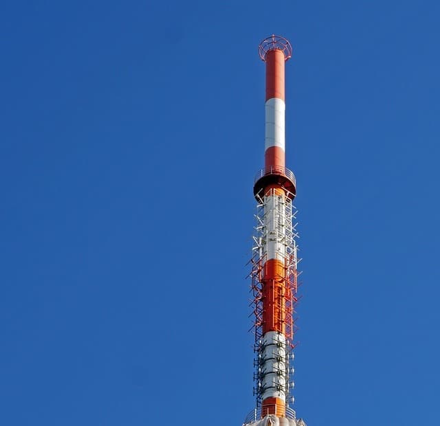 transmission-mast-g679d2a021-640.jpg