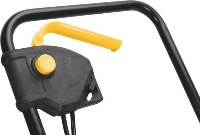 výhodná a výkonná elektrická sekačka Fieldmann FZR 2021-E recenze